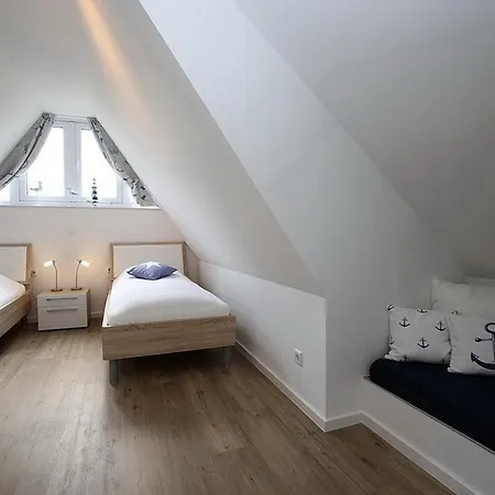 Holiday home Reethaus Am Mariannenweg 19a